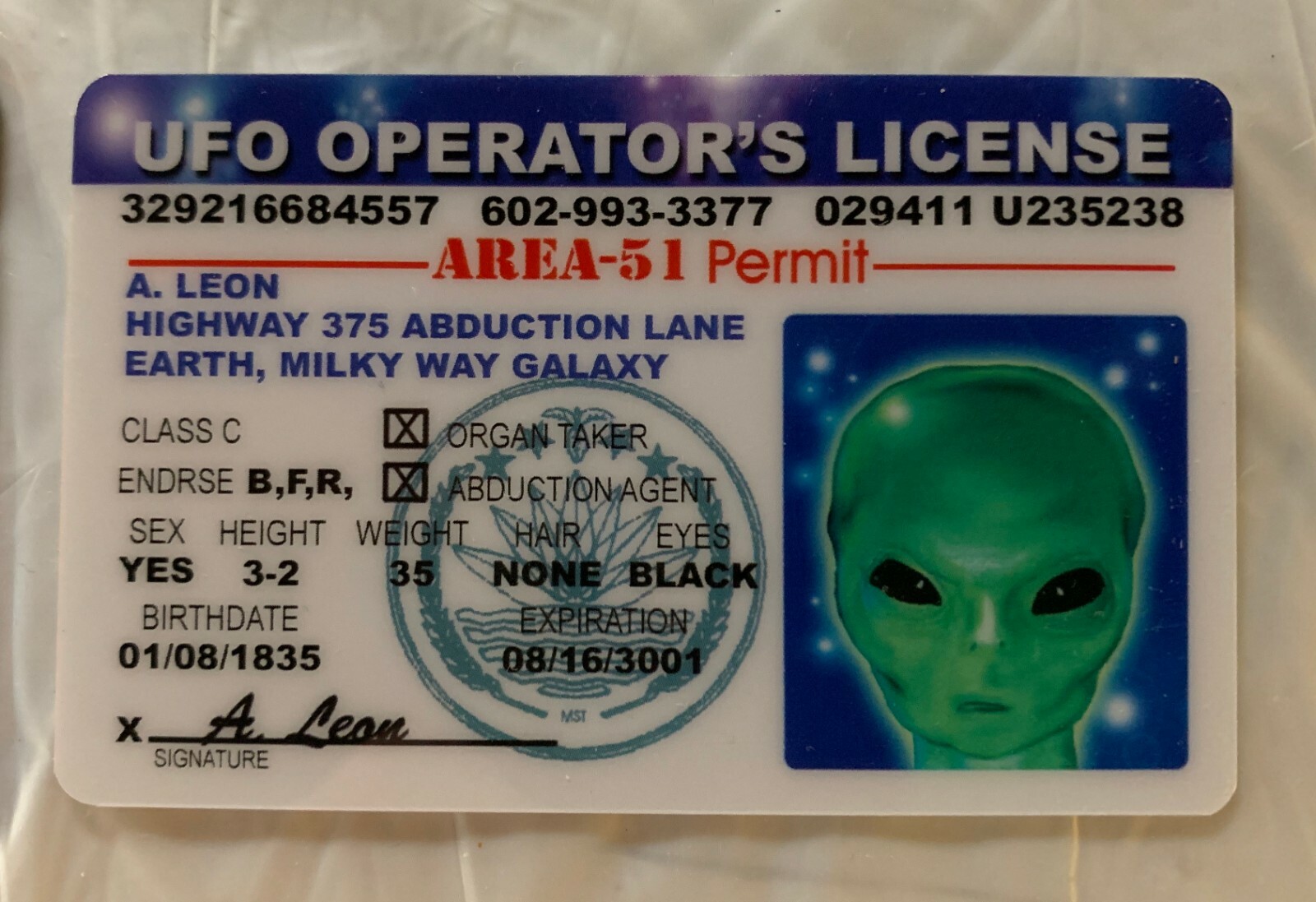 Alien A. Leon UFO Operator\'s License ID Card Roswell Area 51 Permit Las Vegas