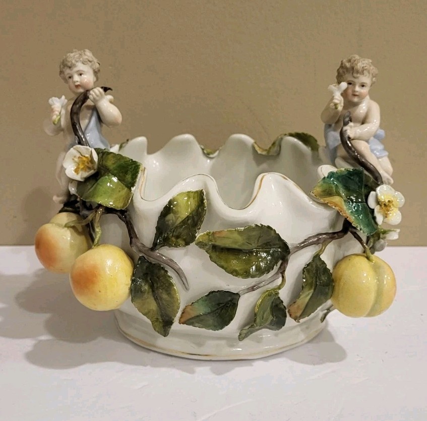 Antique Sitzendorf Bowl Floral Embossed & Cherubs Vase 7