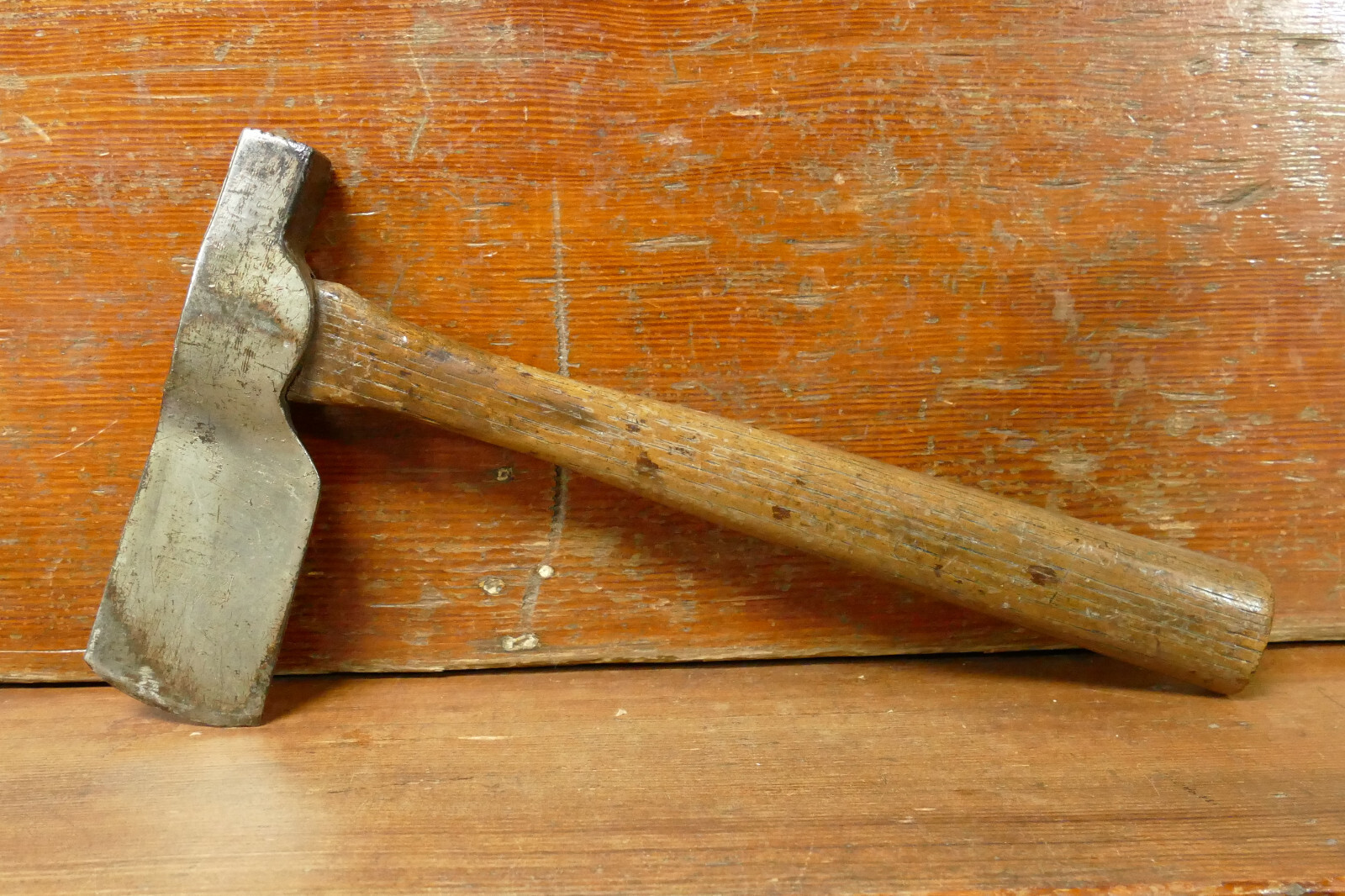 Vintage Antique E. C. SIMMONS KEEN KUTTER  HATCHET HAMMER SHINGLE AXE CARPENTER