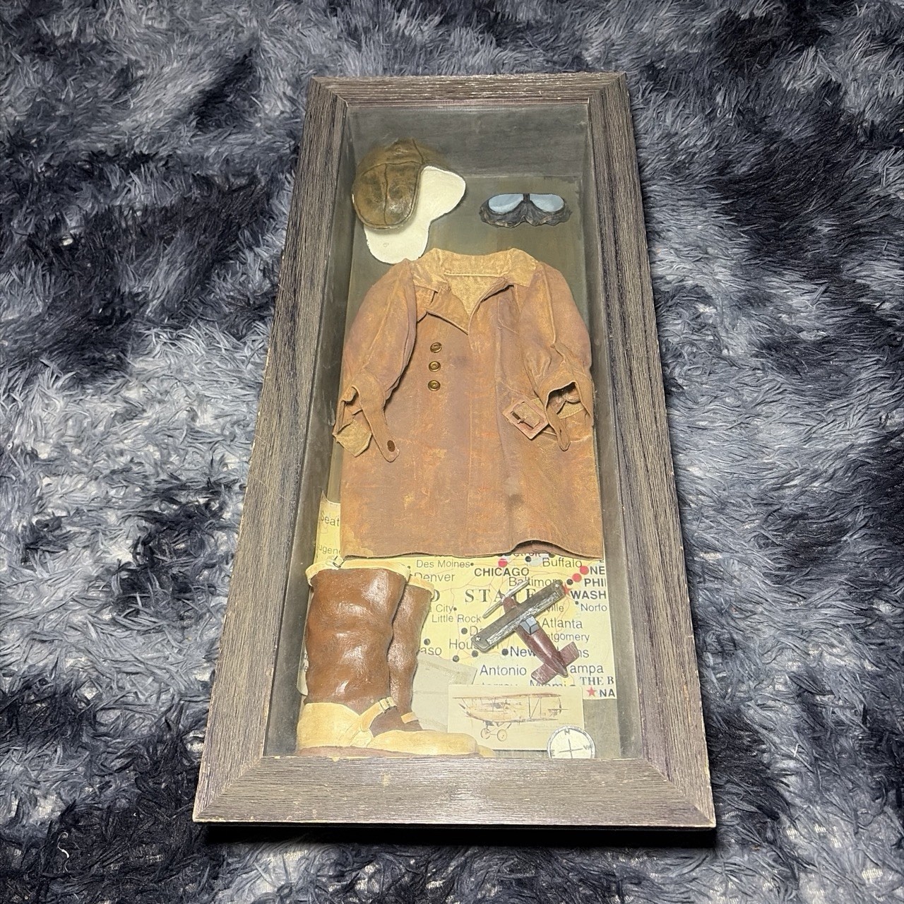 VINTAGE AVIATOR PILOT SHADOW BOX WALL ART  One Size SUPER COOL VINTAGE PIECE