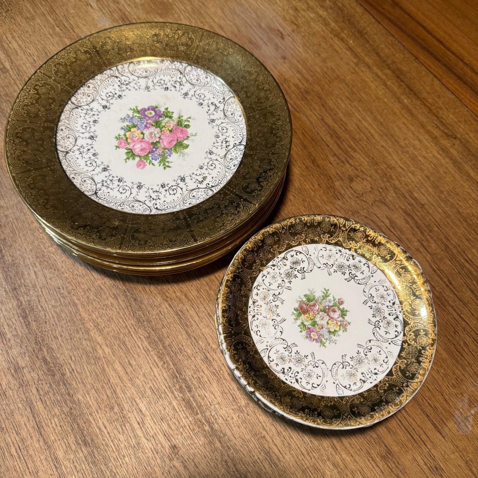 Vintage Paden City Pottery 22-Karat Gold Floral 8 Dinner 8 Salad Dessert Plates