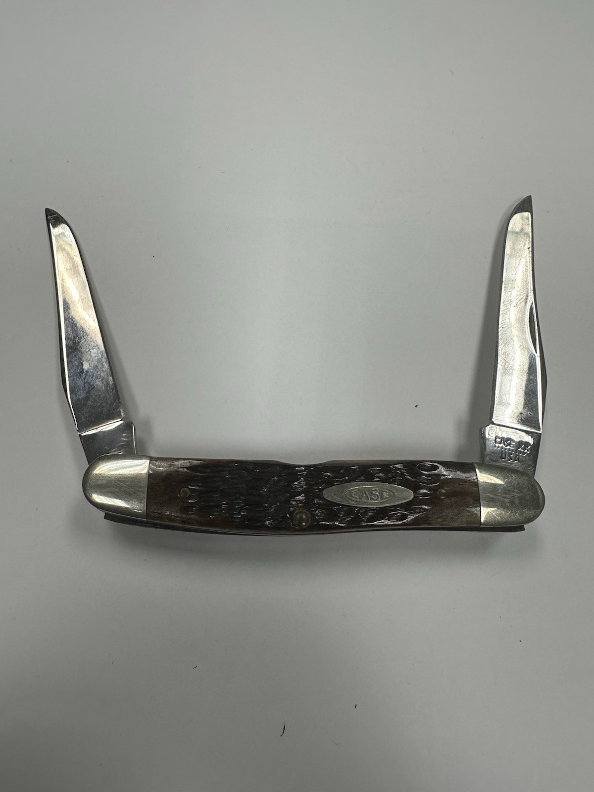 Case XX Vintage 1975 5 Dot Muskrat Bone Handles SS Blades Great Condition