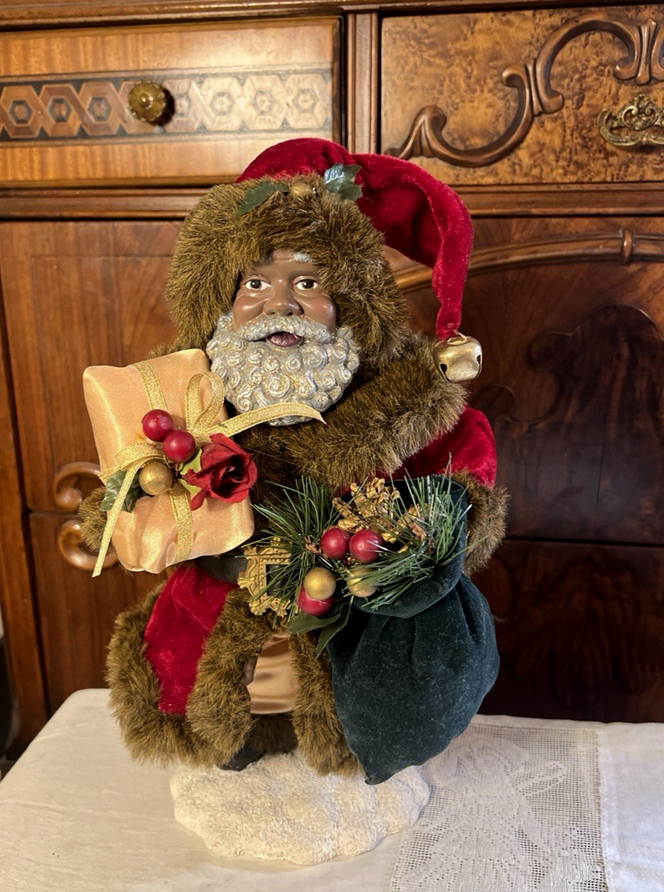 Beautiful 12” African American Santa Claus Hand Painted Polyresin Face and Stand