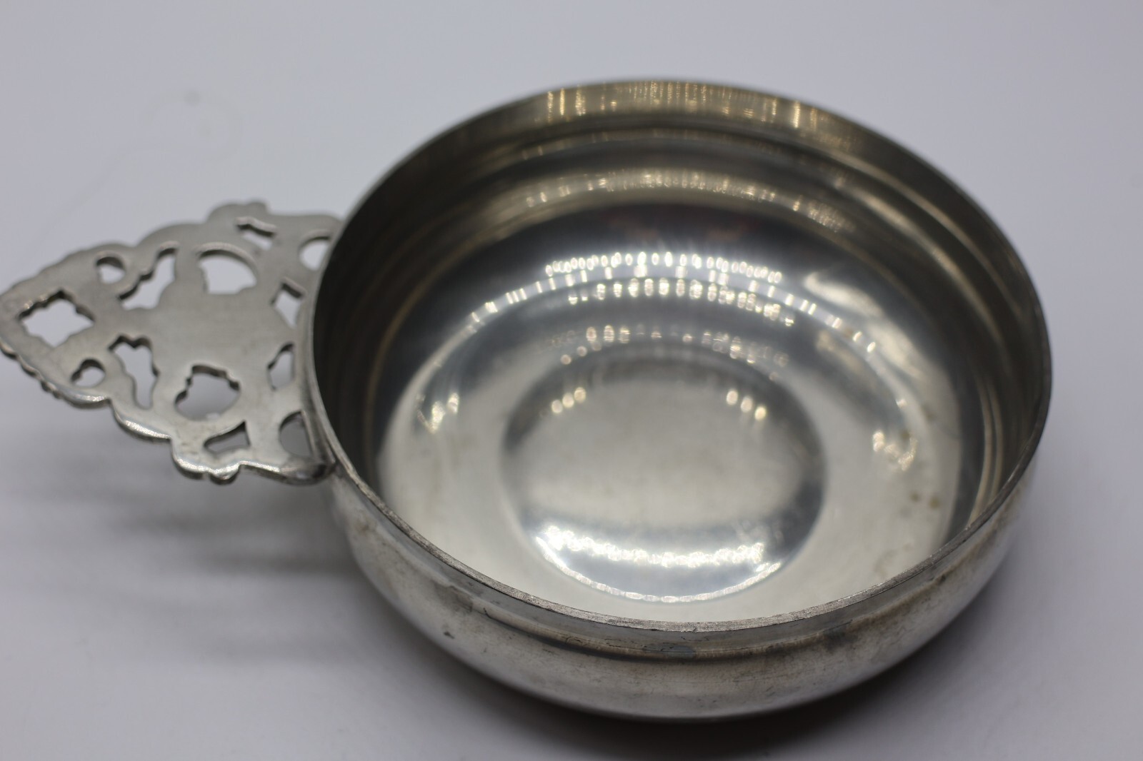Williamsburg Stieff Pewter Porringer #1