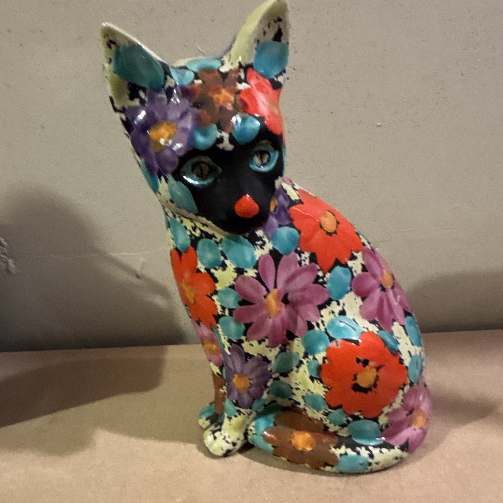 1960s Alvino Bagni floral cat bank from Italy