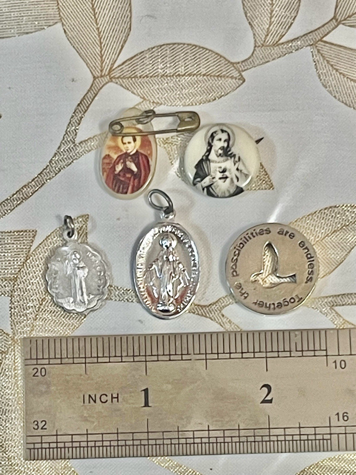 VTG Lot Of 5 Religious Christian’s Medals Pendant Catholic saints #1