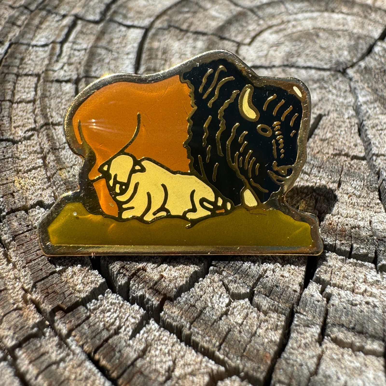 Buffalo Bison Lapel Pin, Tie Tack Pin, Vintage
