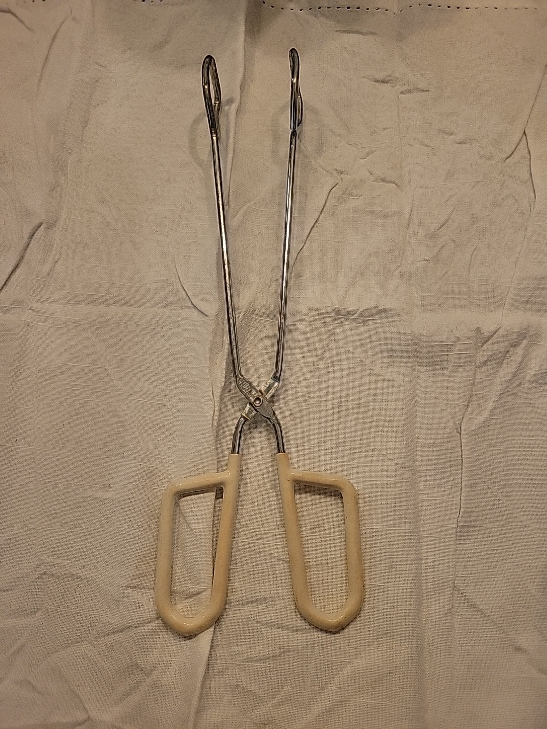 Vintage Ekco Large Long Metal Tongs Rubber Handle Vintage Ekco Large Long Metal Tongs Rubber Handle