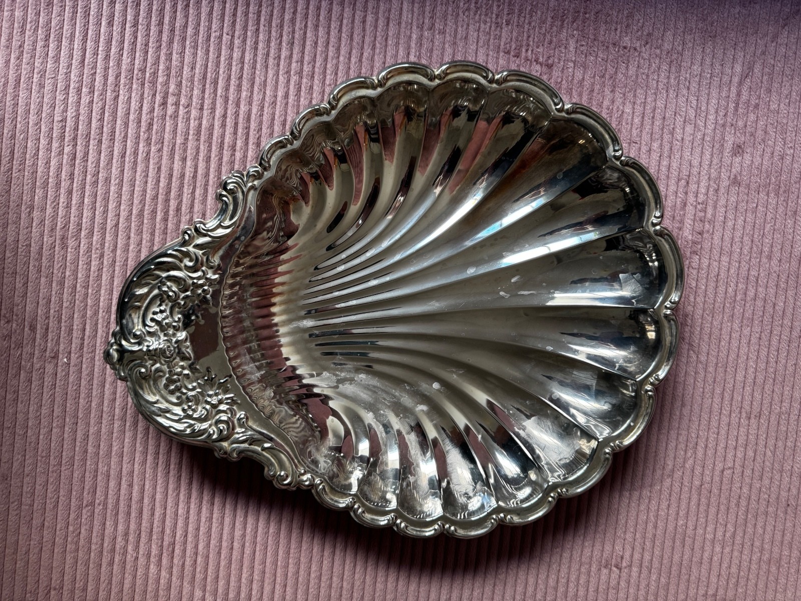 Vintage Leonard Silver Plated Shell Serving Dish