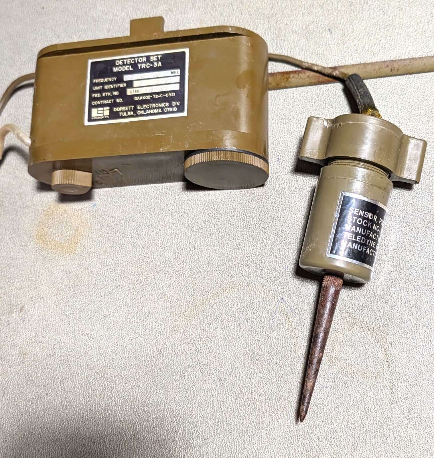 Vietnam USGI TRC-3A Seismic Intrusion Detector Dorsett Geophone 127.40MHz TESTED