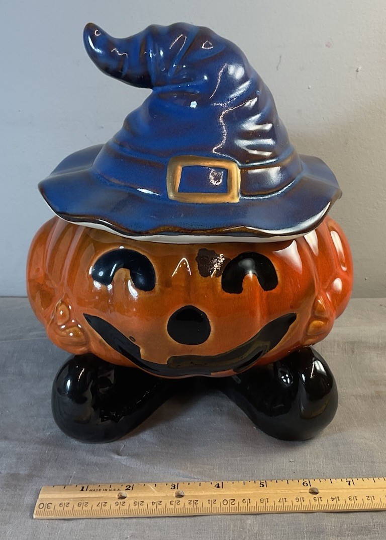 Vintage Pottery Large Halloween Witch Pumpkin Cookie Jar/ Candy Jar Vintage Pottery Large Halloween Witch Pumpkin Cookie Jar/ Candy Jar