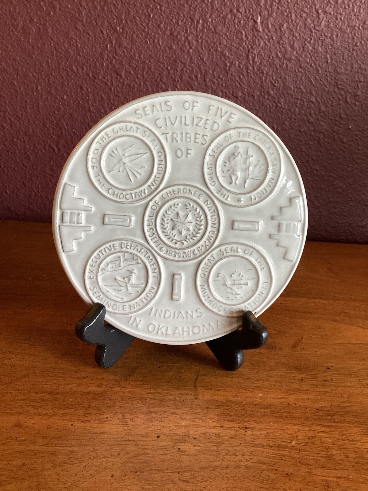 Frankoma Seals Of 5 Civilized Tribes Of Indians In Oklahoma Trivet OK3 (Cream)
