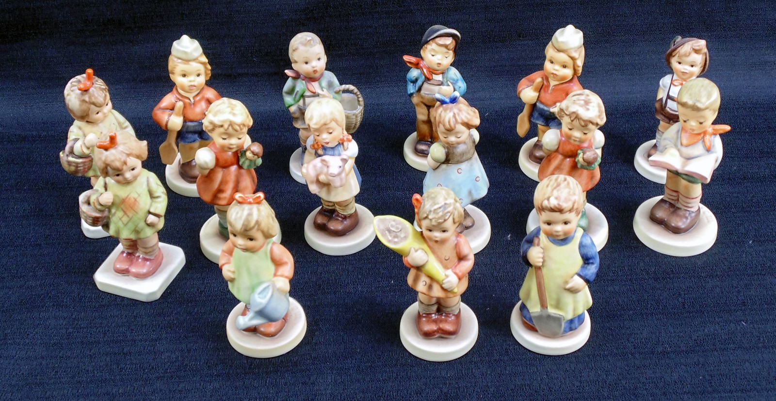 Lot of 15 Hummel Goebel M.I. Club Exclusive Figurines 3 3/4\