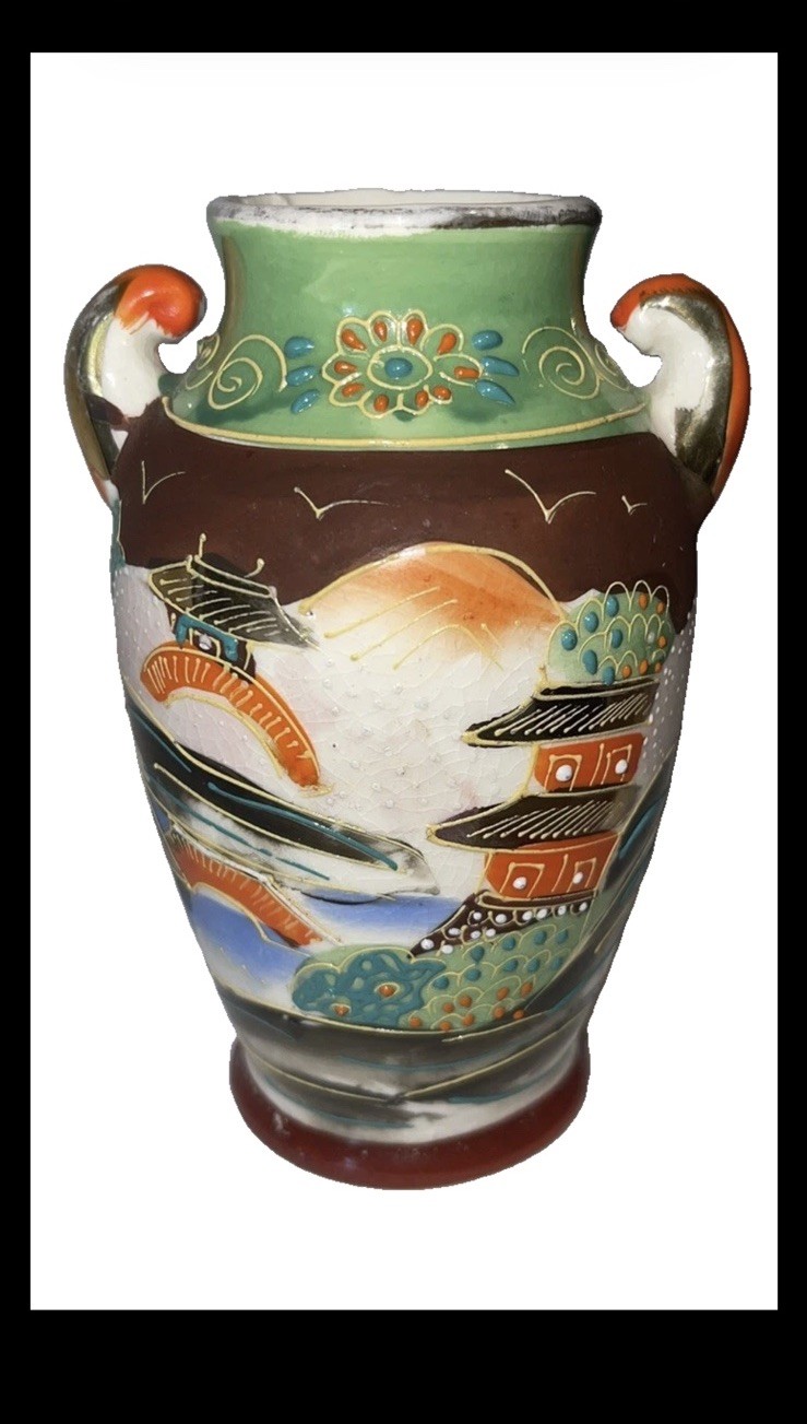 Antique Moriage Hand Painted Ceramic Vase - Made in Japan 5” fun Antique Moriage Hand Painted Ceramic Vase - Made in Japan 5” fun