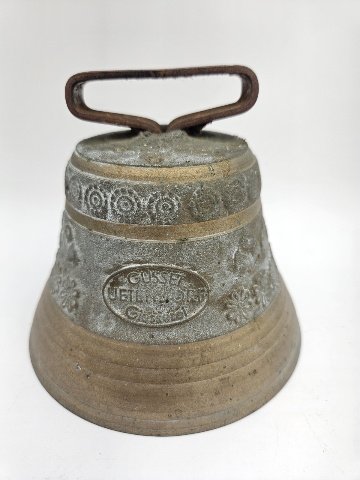 Alb Gusset Uetendorf Swiss Brass Large Bell 5.25 inches Diameter