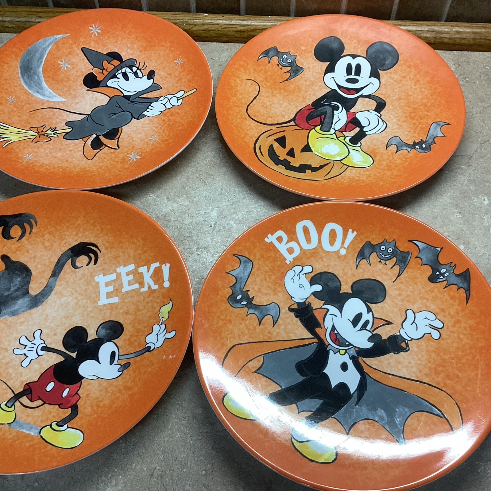 Pottery Barn Kids Disney Mickey Mouse Halloween Melamine Plates Set Of 4