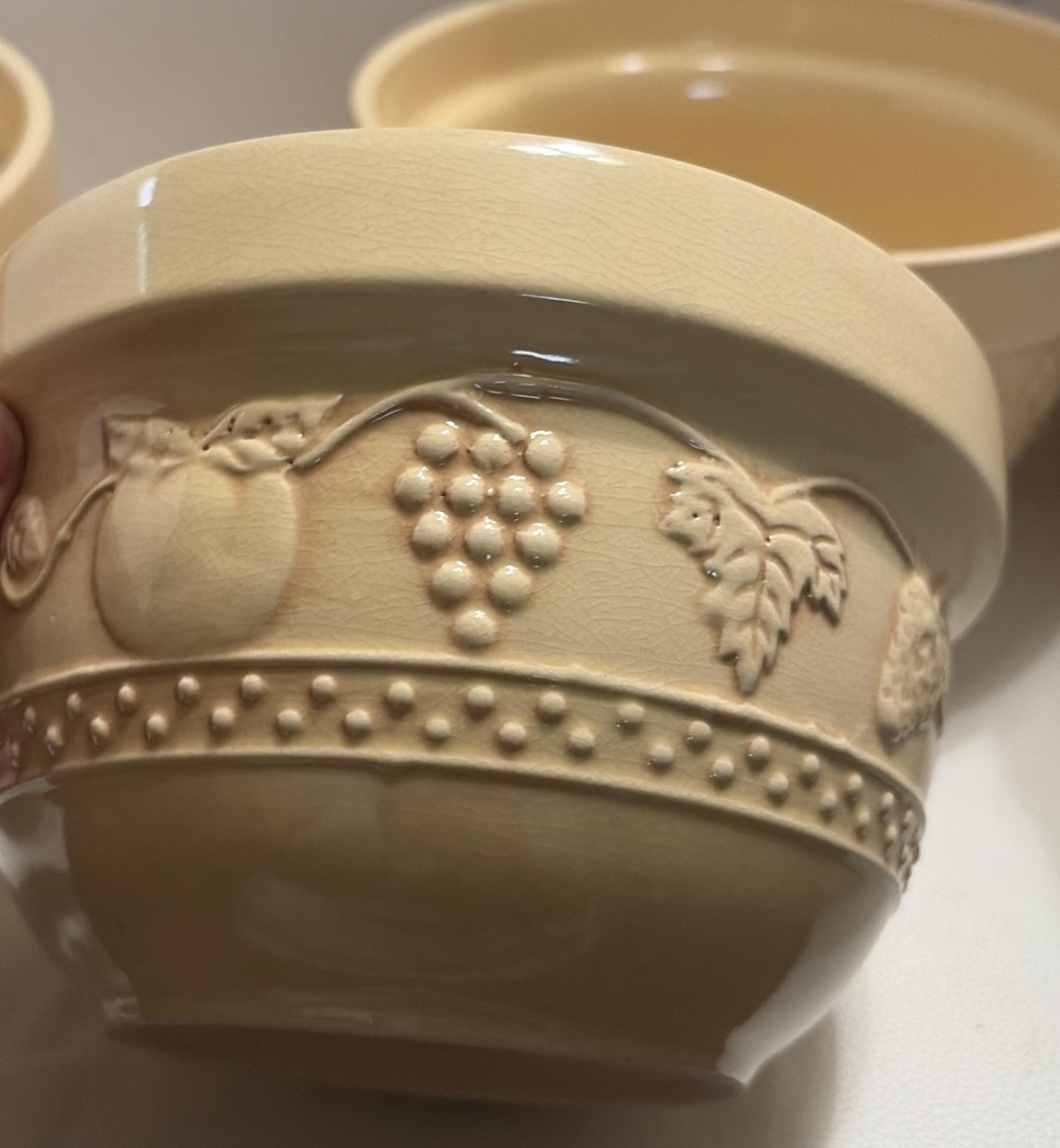 Vintage Set 3 Cream Stoneware Nesting Mixing Bowls Embossed Fruit Farmhouse