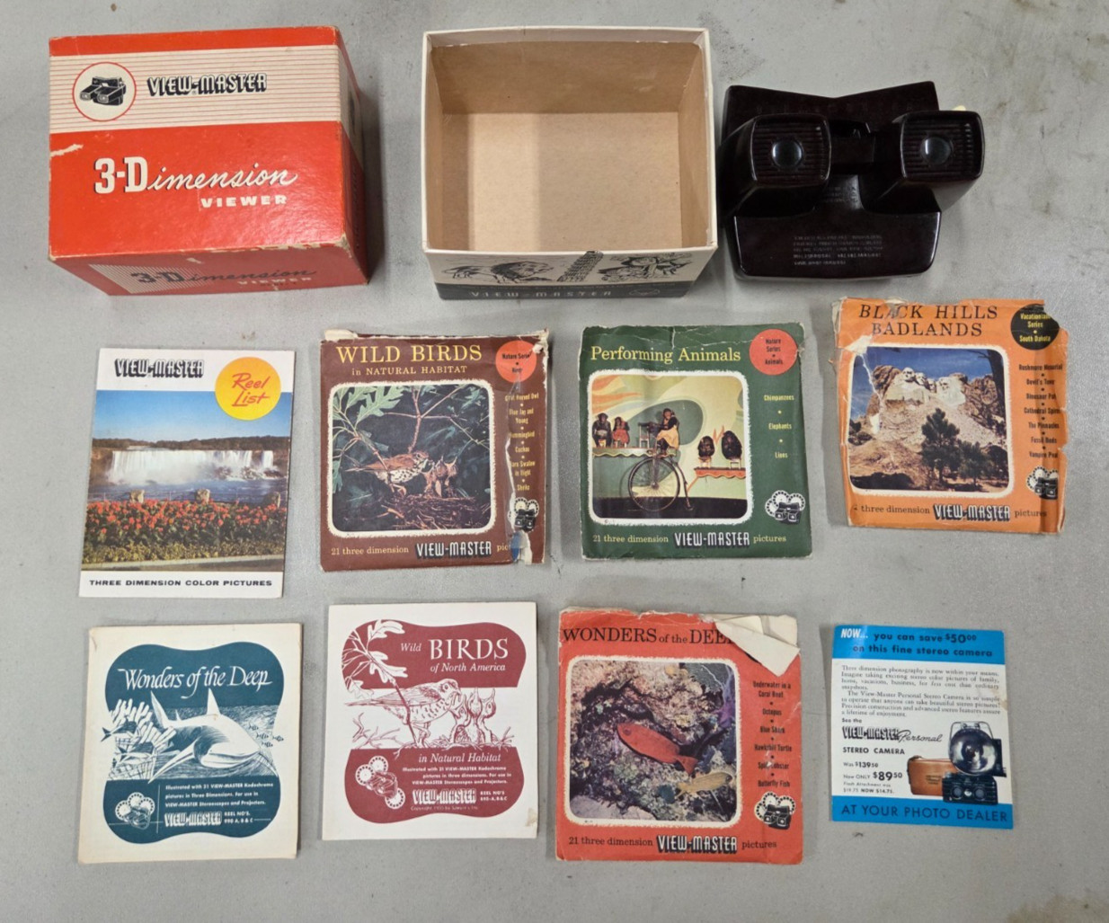 Vintage View-Master Model E 3D Viewer in Original Box 1955 With many Reels