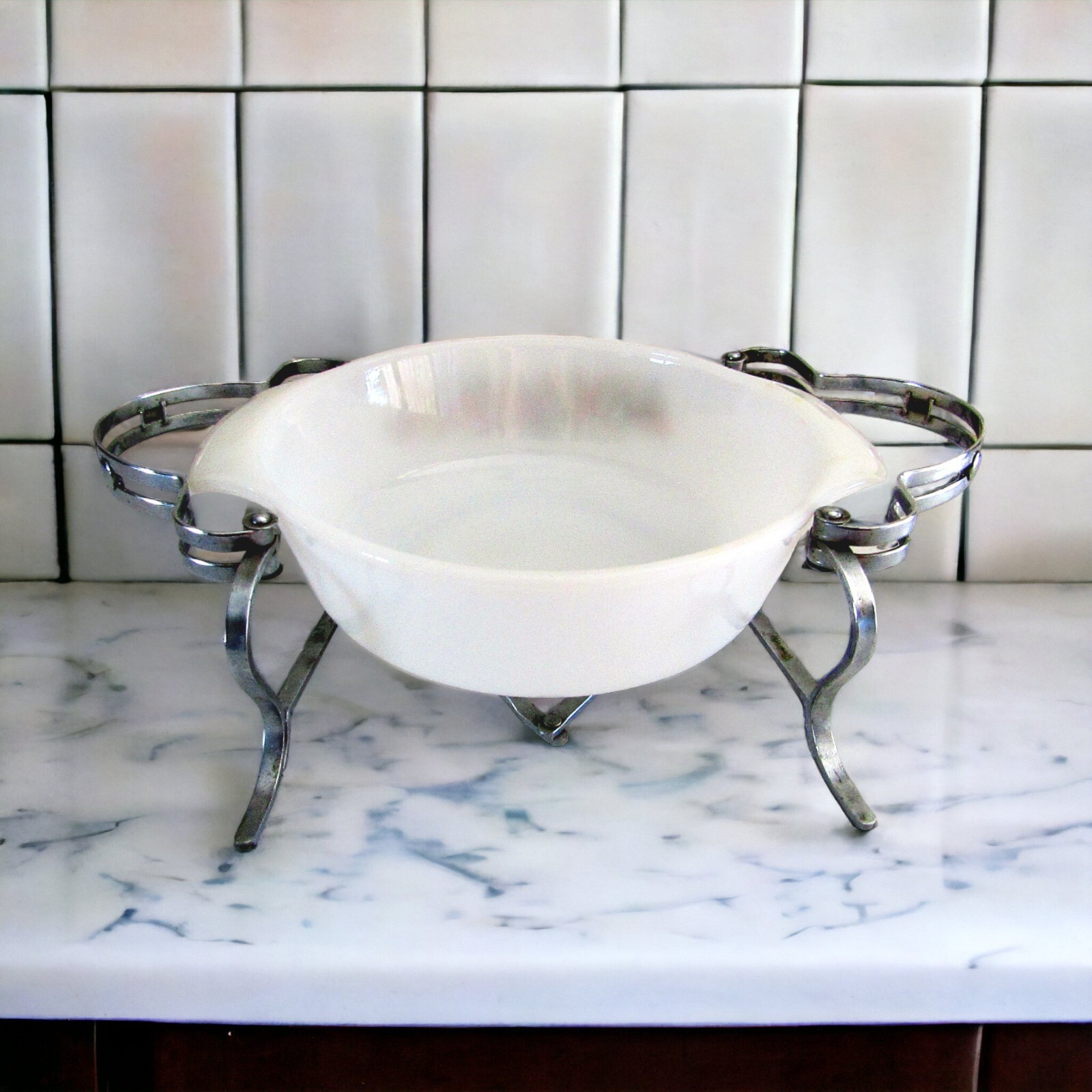 Vintage Metal Expandable Casserole Holder Trivet Made in Japan Vintage Metal Expandable Casserole Holder Trivet Made in Japan