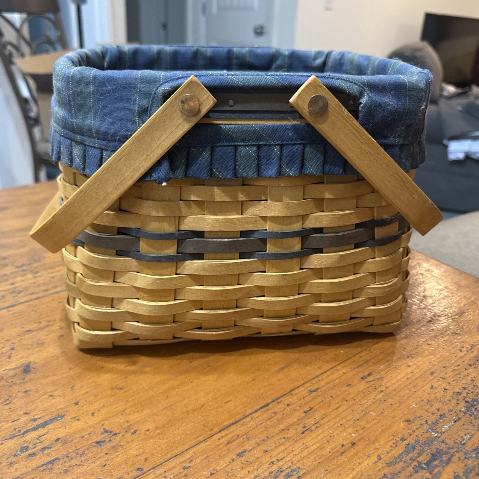 1998 Longaberger Collectors Club Collector's Edition Plaid Two Handle Basket
