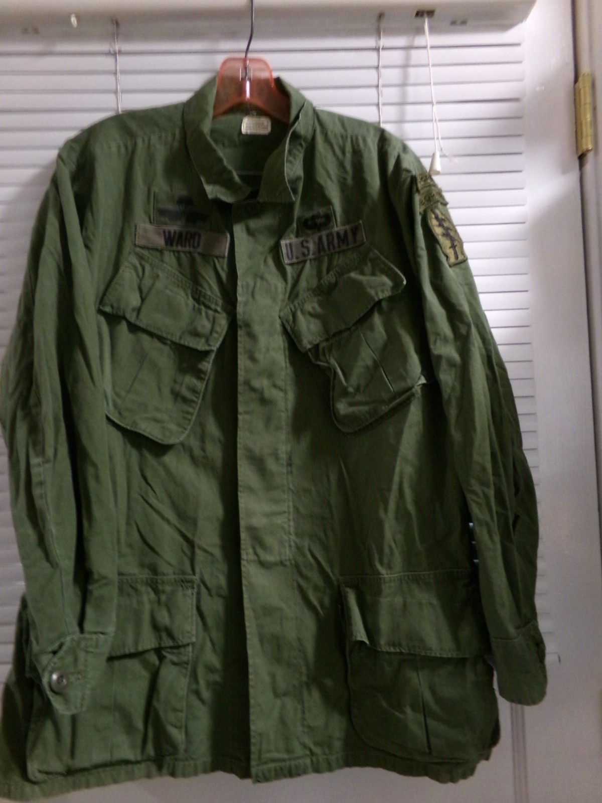 Vietnam vintage slant pock jungle jacket with patches