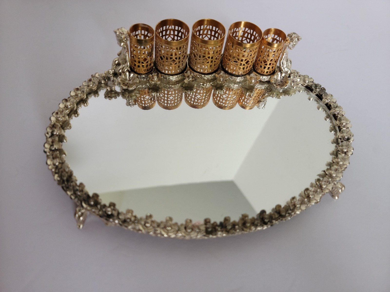Vtg Matson Stylebuilt Ormolu Lipstick Holder Mirror Tray Cherubs Hollywood Regcy Vtg Matson Stylebuilt Ormolu Lipstick Holder Mirror Tray Cherubs Hollywood Regcy