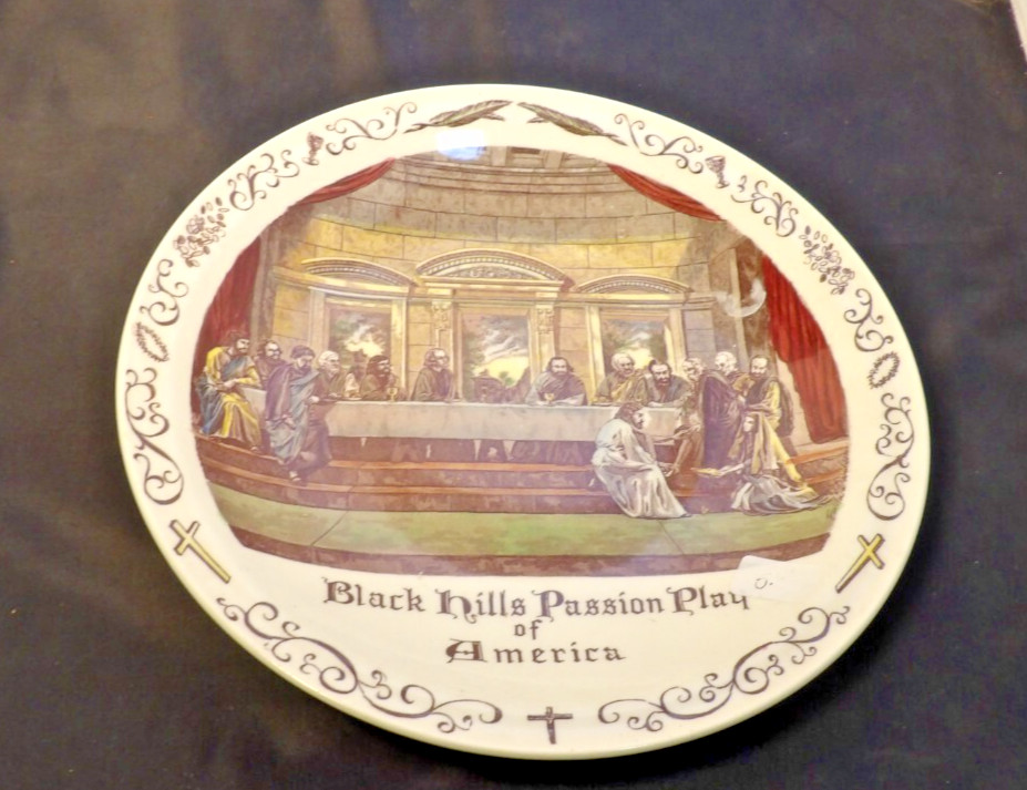 VINTAGE VERNON KILNS BLACK HILLS PASSION PLAY COLOR 10.5