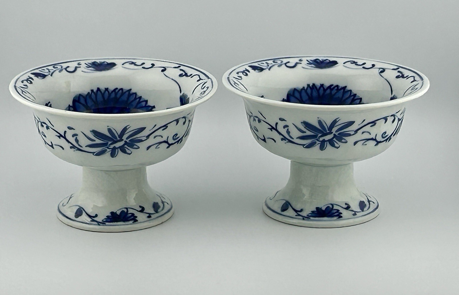 Pair Footed Bowls  Ryu Ho Kiln Japan by Sanyo Pottery Arabesque Flower VTG 3⅜\