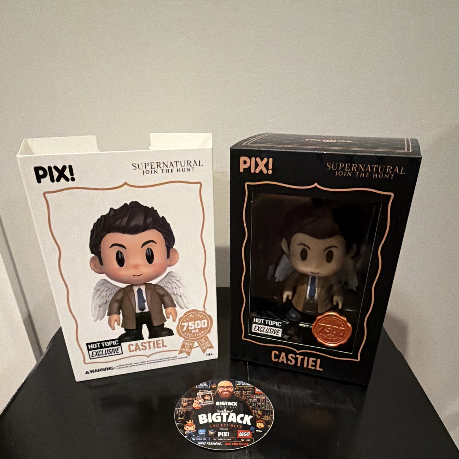Thrilljoy PIX Supernatural Castiel *HERO* Hot Topic Exclusive LE 7500 pcs