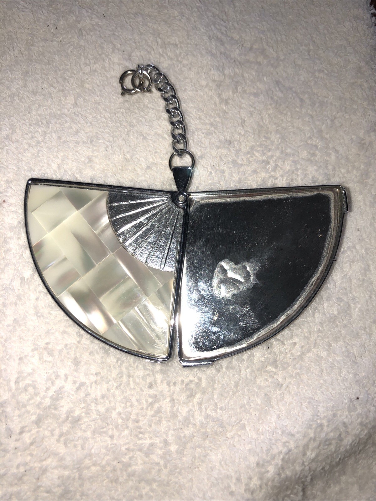 Vintage Elegance Fan Shaped Compact Mirror Charm Keychain MCM Missing Mirror