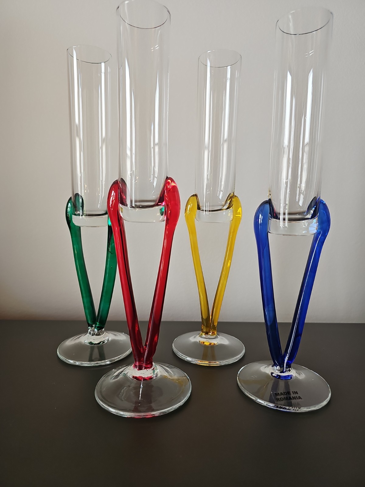 Four Vintage 🇷🇴  Romania Glass Hand Blown Champagne Flutes 10.25 Inch Tall EUC