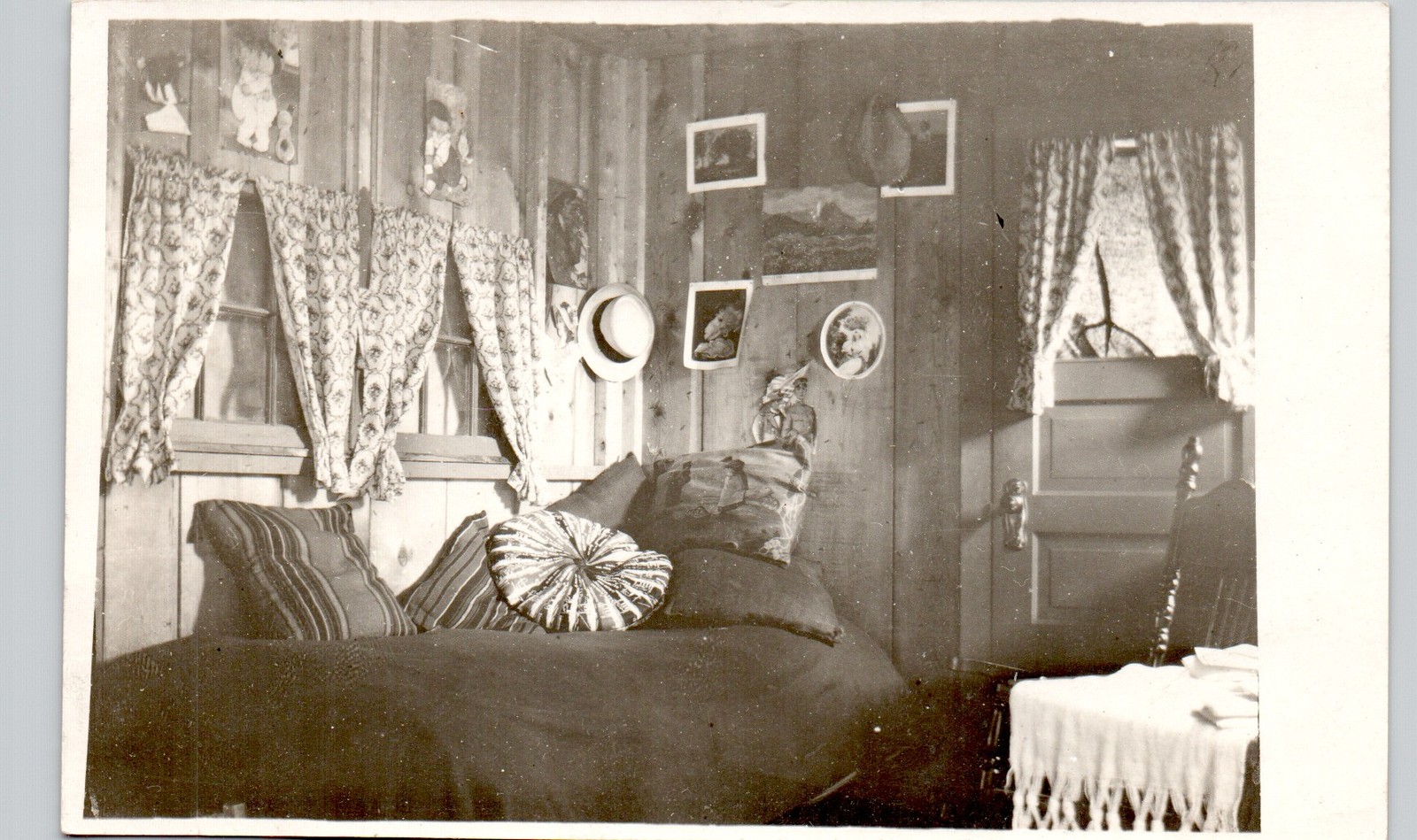 ANTIQUE BEDROOM INTERIOR c1910 postcard historic house real photo rppc