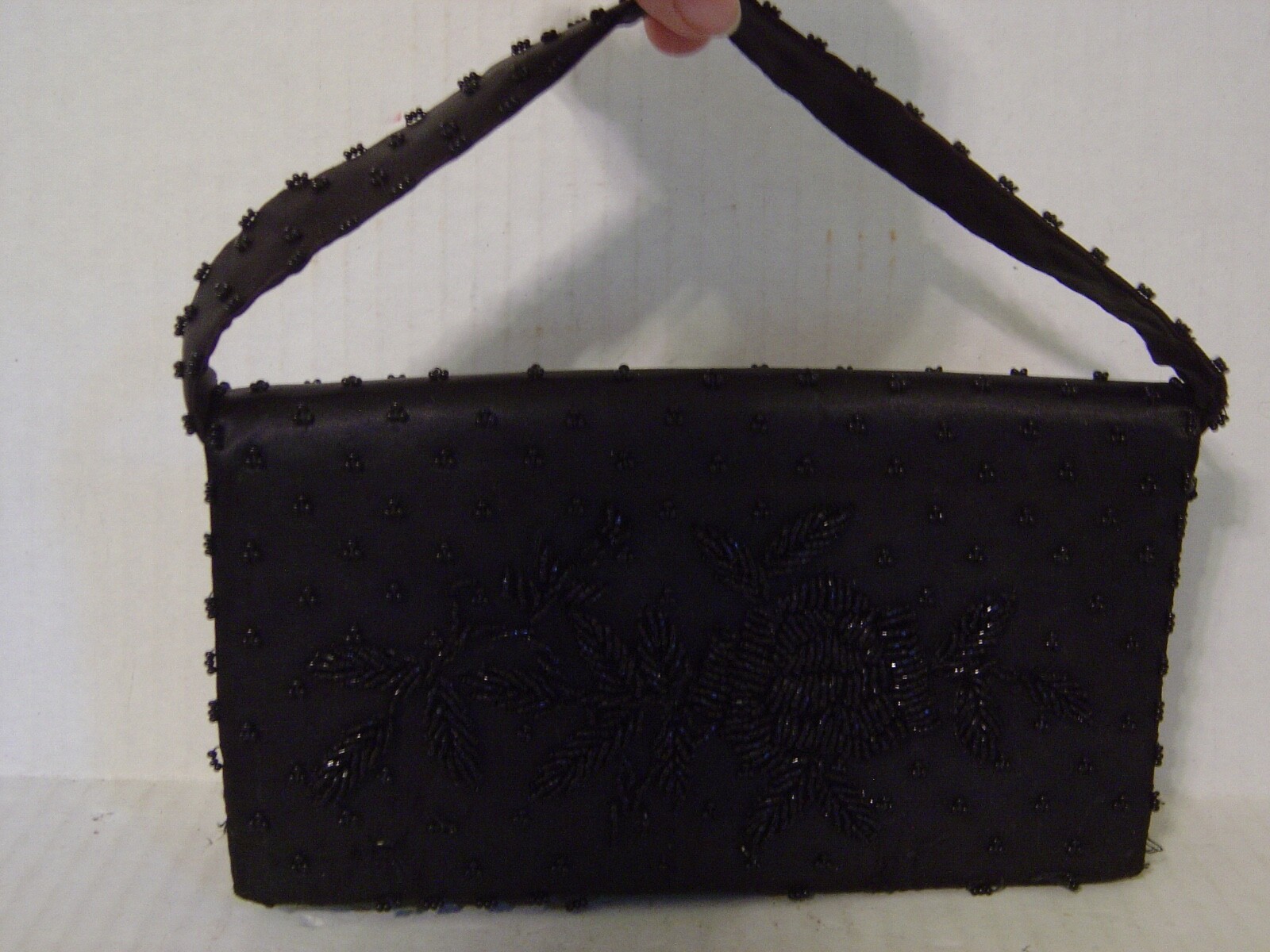VINTAGE BLACK SATIN AND GLASS BEADED CLUTCH PURSE WITH REMOVABLE STRAP HONG KONG