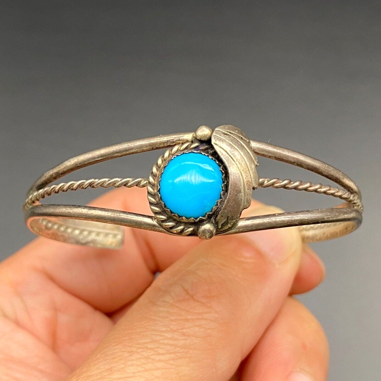 Vintage Southwestern Turquoise Sterling Silver Bracelet Cuff Small 6-1/4\