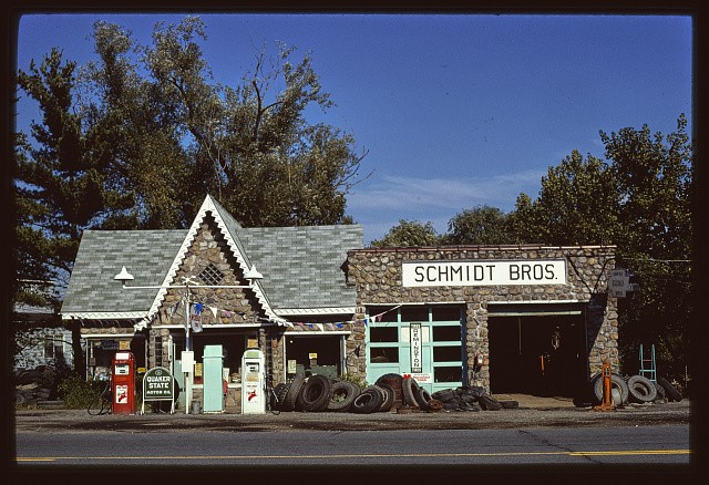 Photo:Texaco, Athens, New York