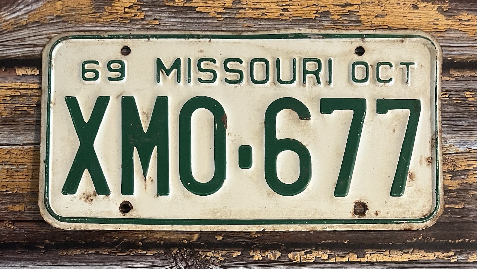 1969 Missouri License Plate XM0-677 1969 Missouri License Plate XM0-677