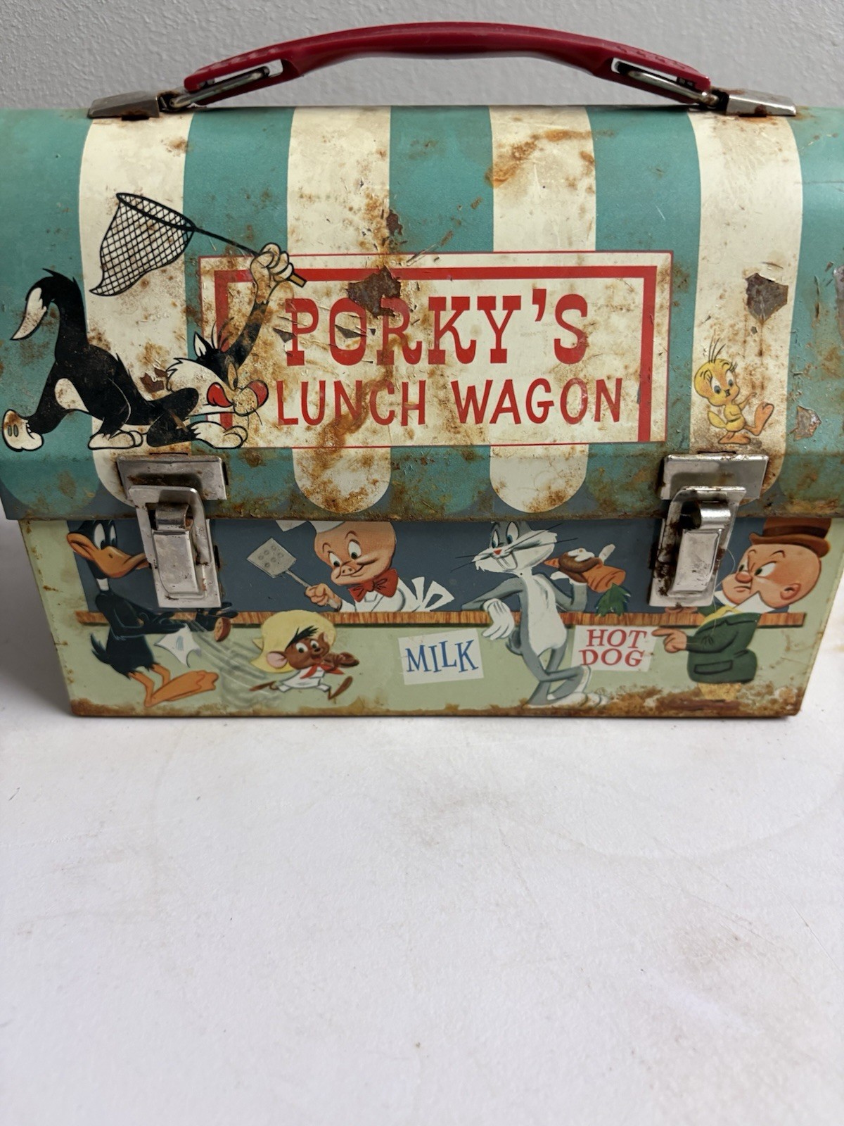 RARE 1959 PORKY\'S LUNCH WAGON DOME LUNCHBOX w/LOONEY TUNES CHARACTERS-No Thermos