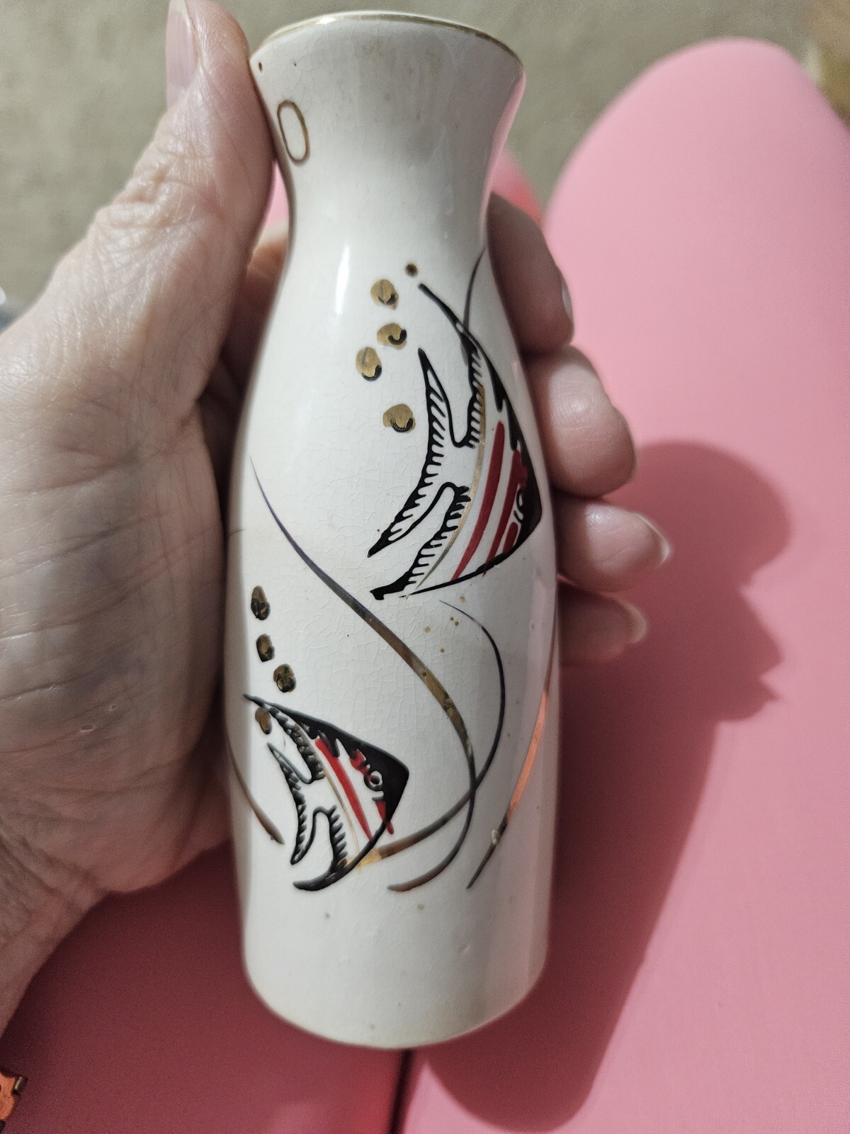 VINTAGE ANGEL FISH BEIGE/RED PORCELAIN VASE #22 MADE IN JAPAN 5\
