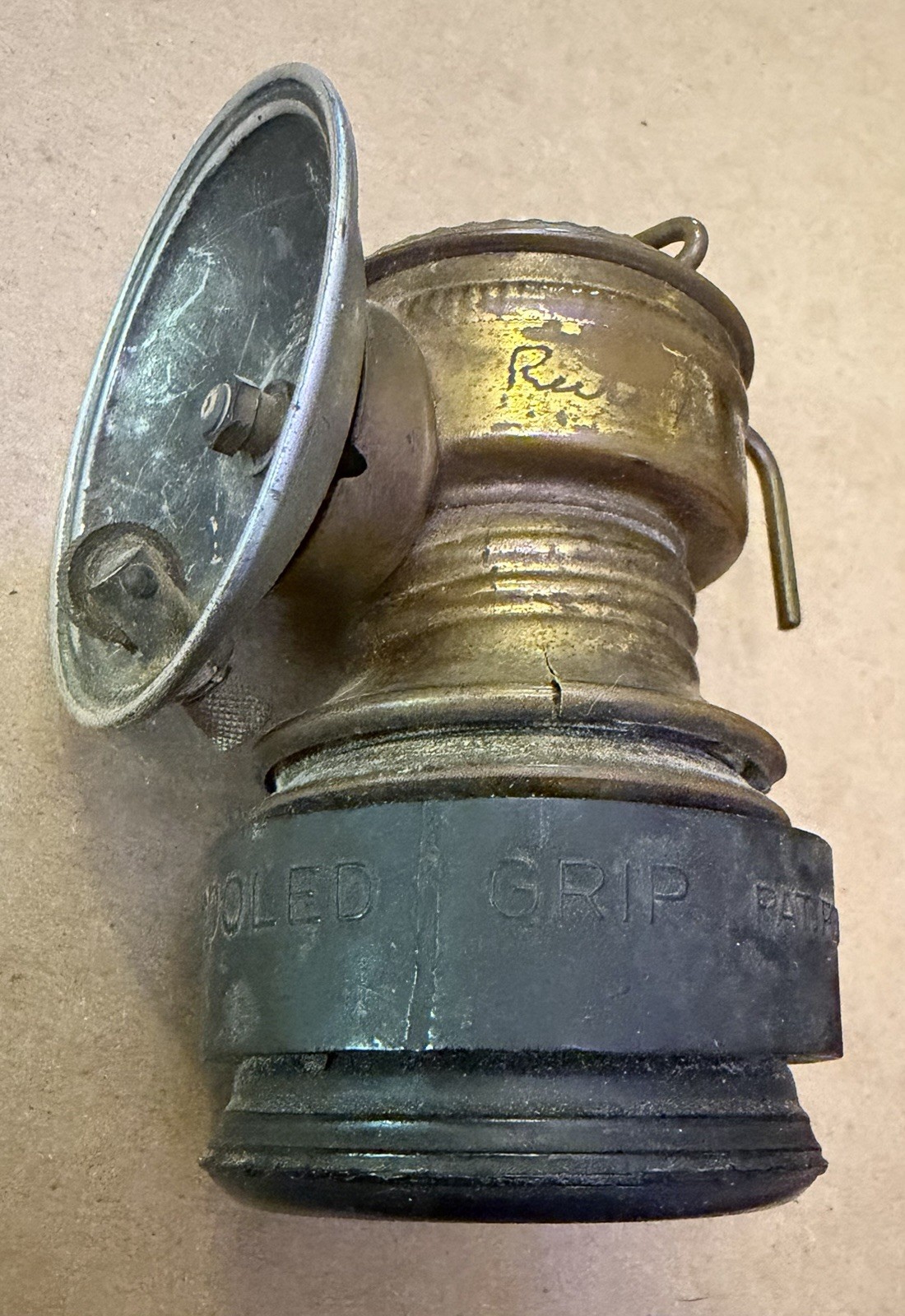 Vintage Justrite Streamline Air Cooled Brass Carbide Miners Cap Lamp USA