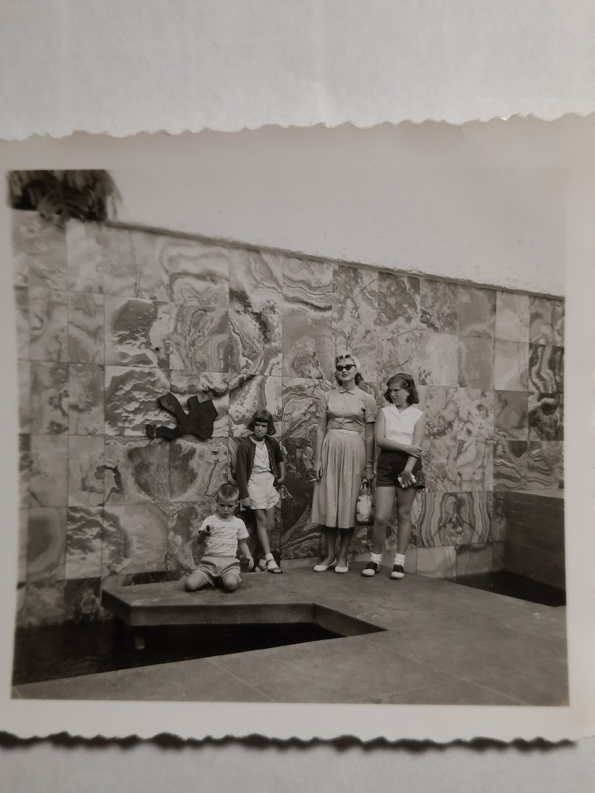Vintage 1950s B&W Snapshot Photo  2 1/4\