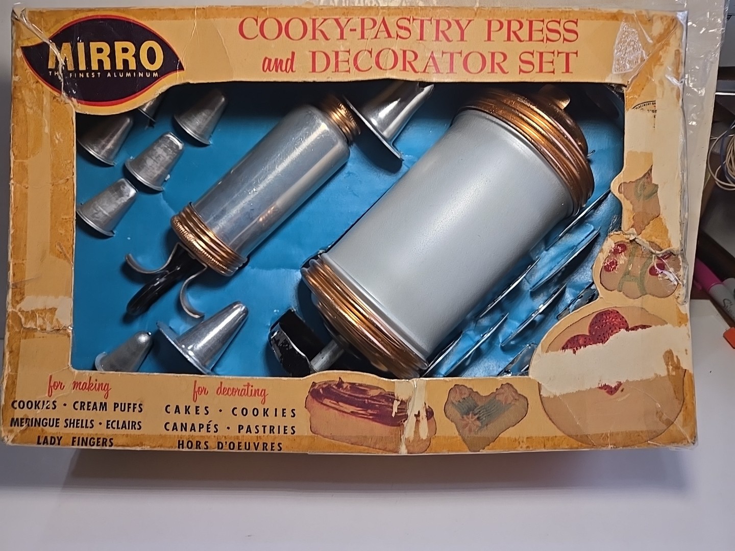 Vintage Mirro 350-M Aluminum Cookie Cooky & Pastry Press Discs / Tips /Recipes