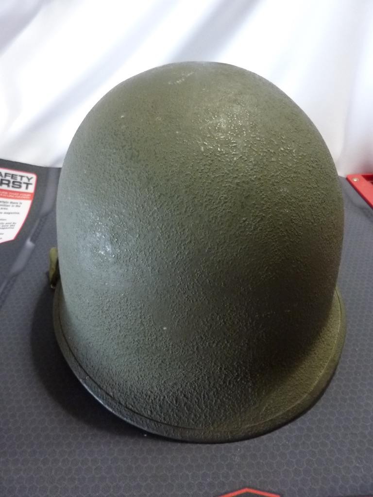 1945 US MILITARY REAR SEAM, SWIVEL BALE, SCHLUETER HELMET, NO LINER - 