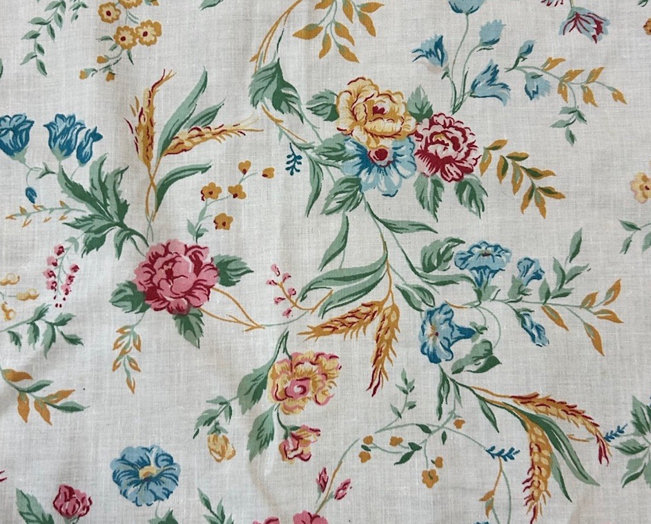 VTG Curtains Ivory Floral Lot Of 4 Panels Each 24x80 French Pleats Cottagecore VTG Curtains Ivory Floral Lot Of 4 Panels Each 24x80 French Pleats Cottagecore