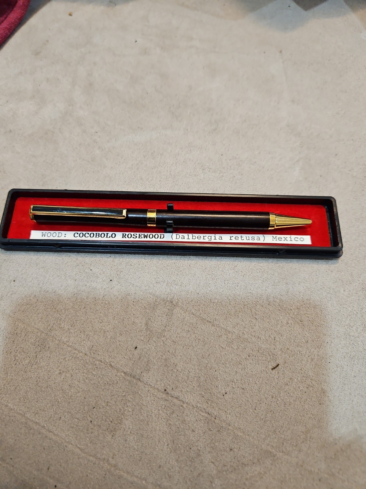 GORGEOUS HIGH QUALITY COCOBOLO WOOD TWIST BALL POINT PEN