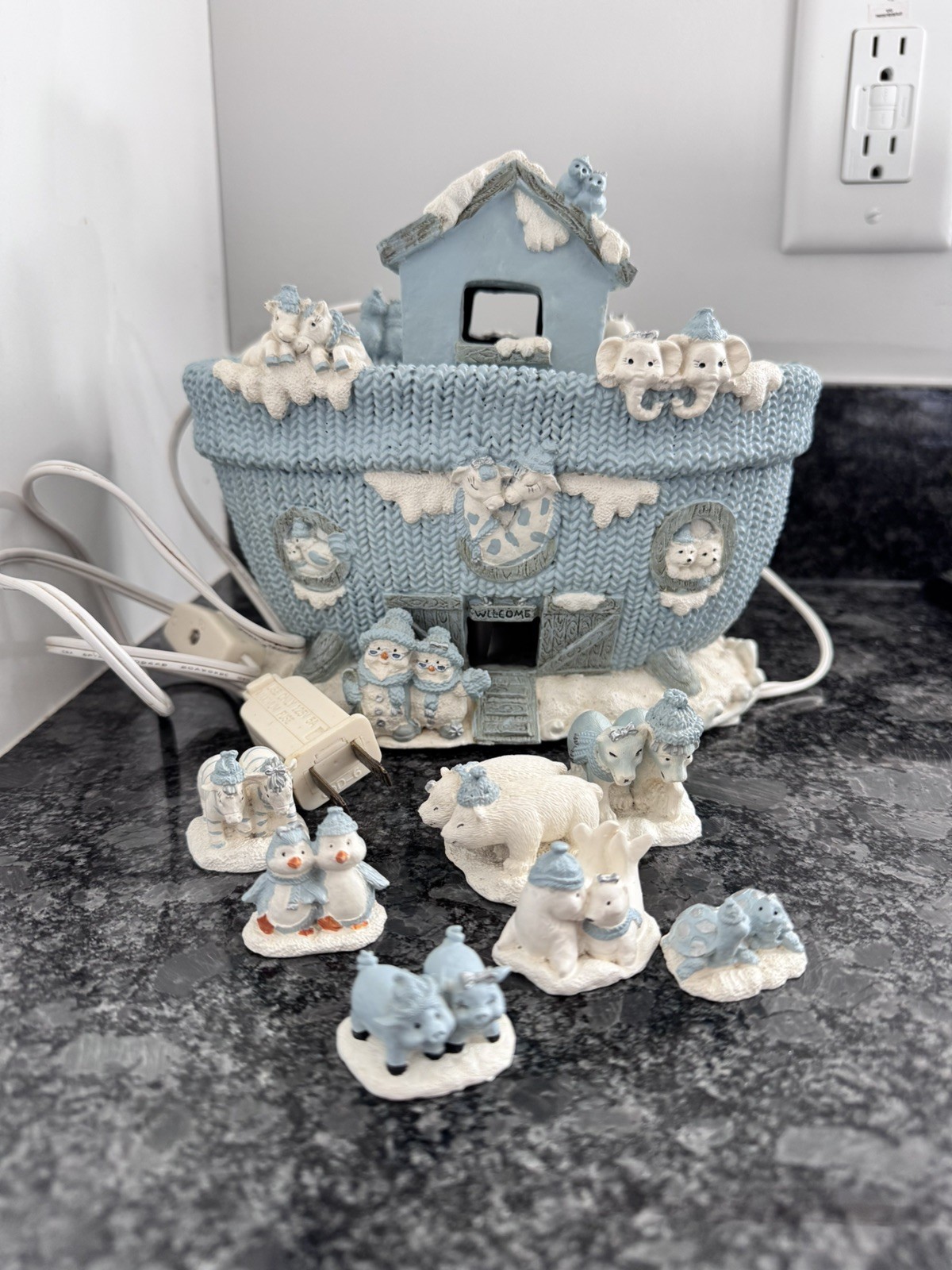 Vintage Encore Snow Buddies Snowville Noahs Ark 7 Pairs Mini Animals 2001