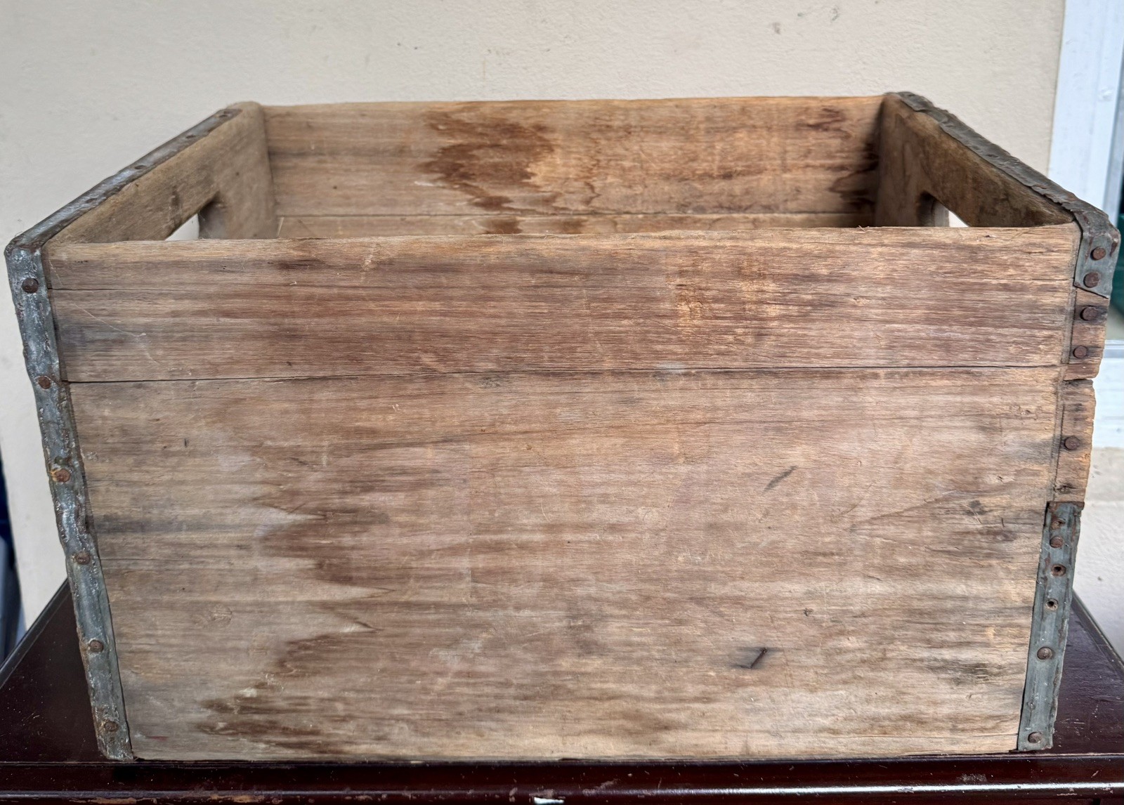 Vintage Heavy Wood Dairy Milk Soda Crate Metal Wooden Box Primitive 17x12x10 Vintage Heavy Wood Dairy Milk Soda Crate Metal Wooden Box Primitive 17x12x10