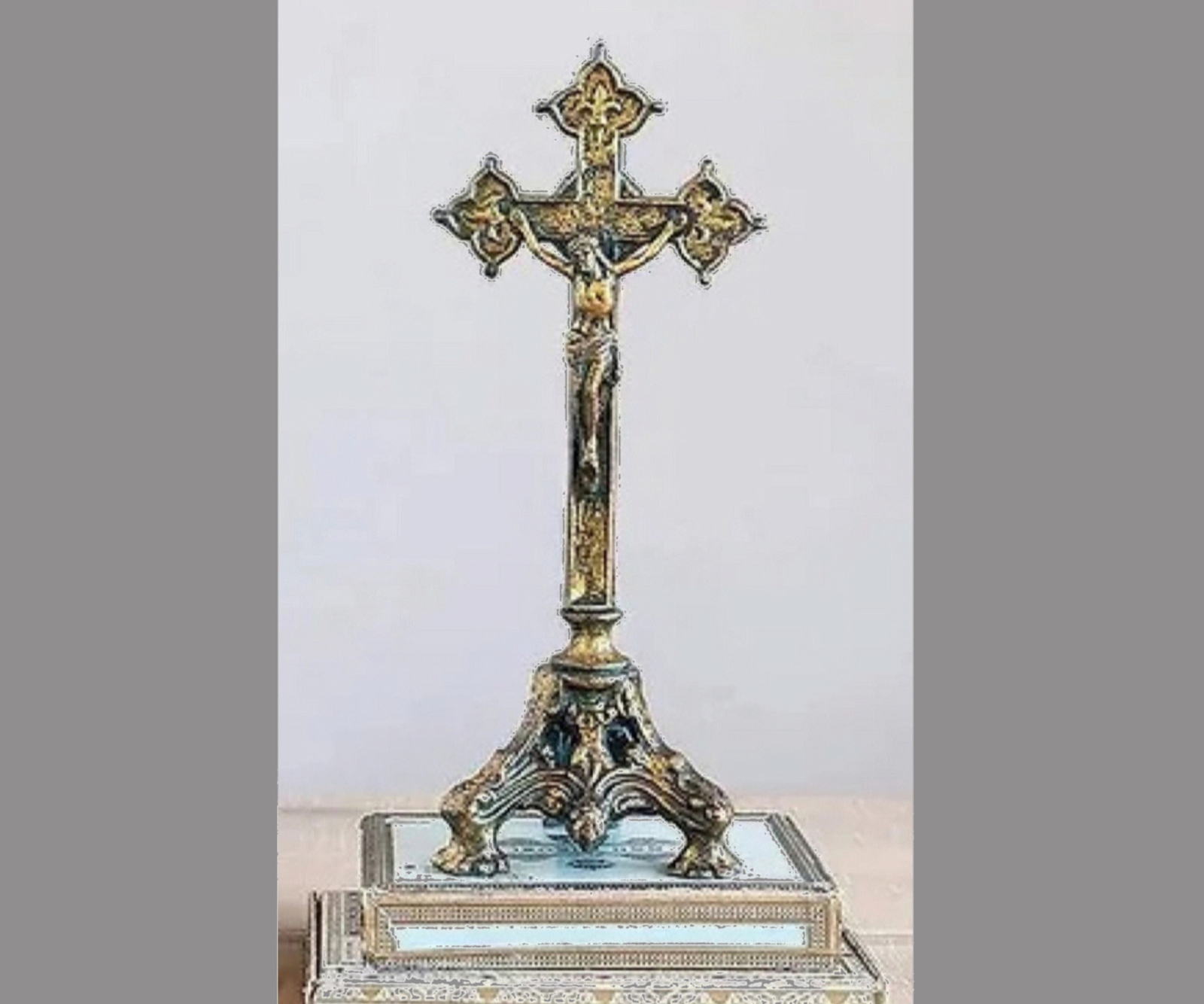 Metal Vintage Reproduction Cross - 
