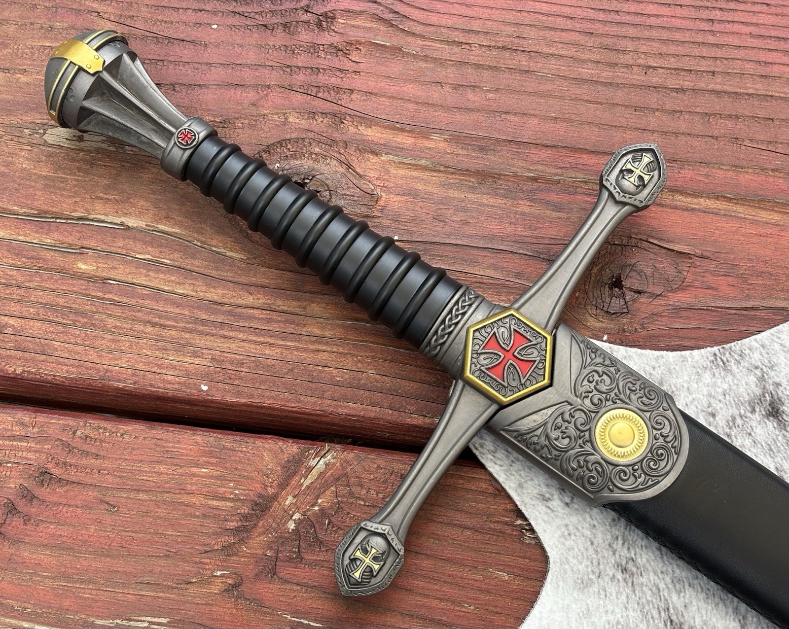 38” Crusader Sword Knights Templar Metal Scabbard Amazing Quality Double Edge 38” Crusader Sword Knights Templar Metal Scabbard Amazing Quality Double Edge