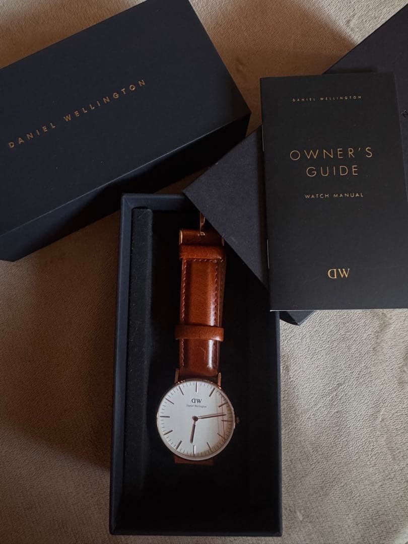 Daniel Wellington Wristwatch Leather Unisex
