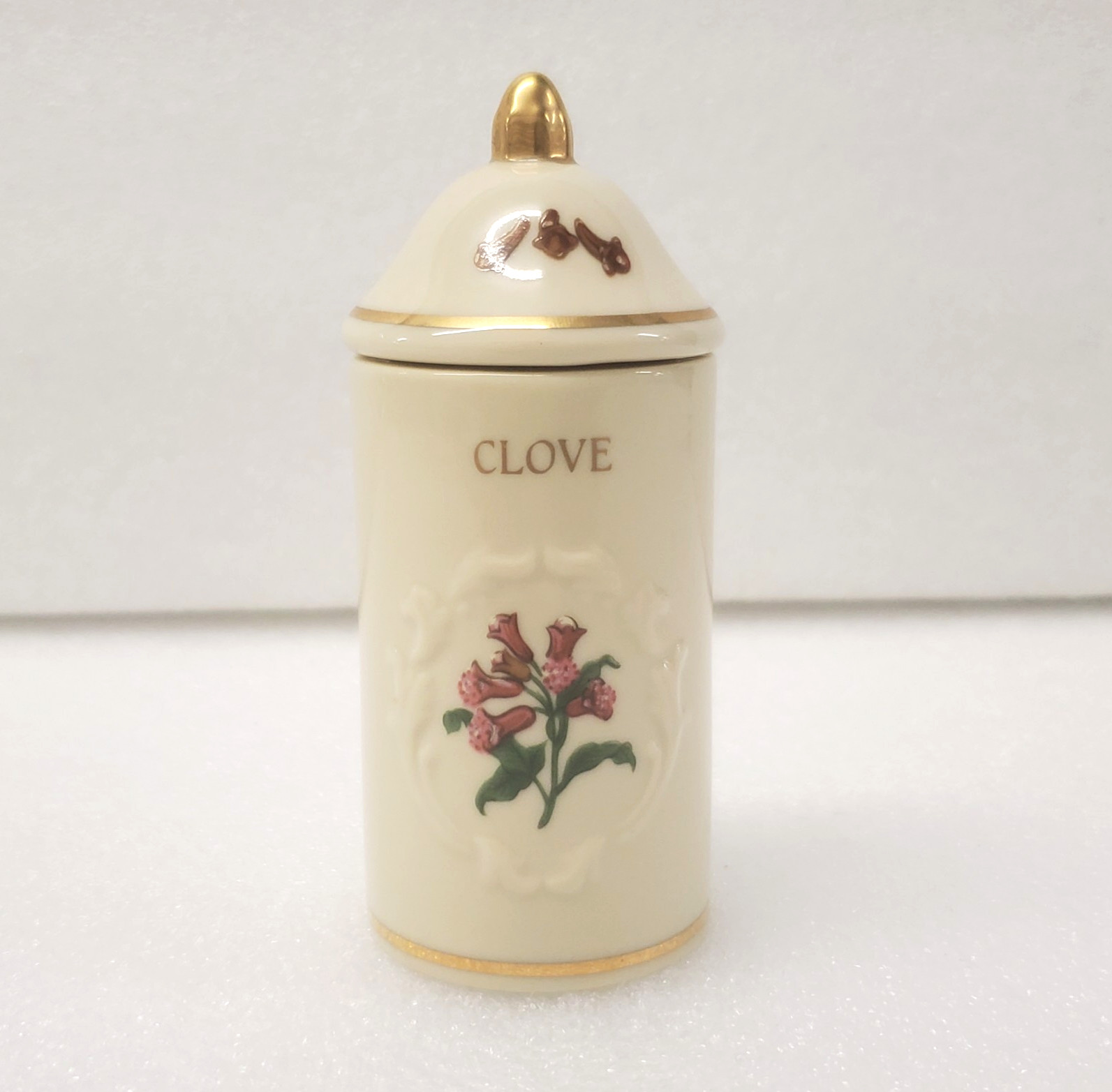 Vintage Lenox Spice Garden Clove Jar 1992 Lidded Fine Porcelain Kitchen Decor Vintage Lenox Spice Garden Clove Jar 1992 Lidded Fine Porcelain Kitchen Decor